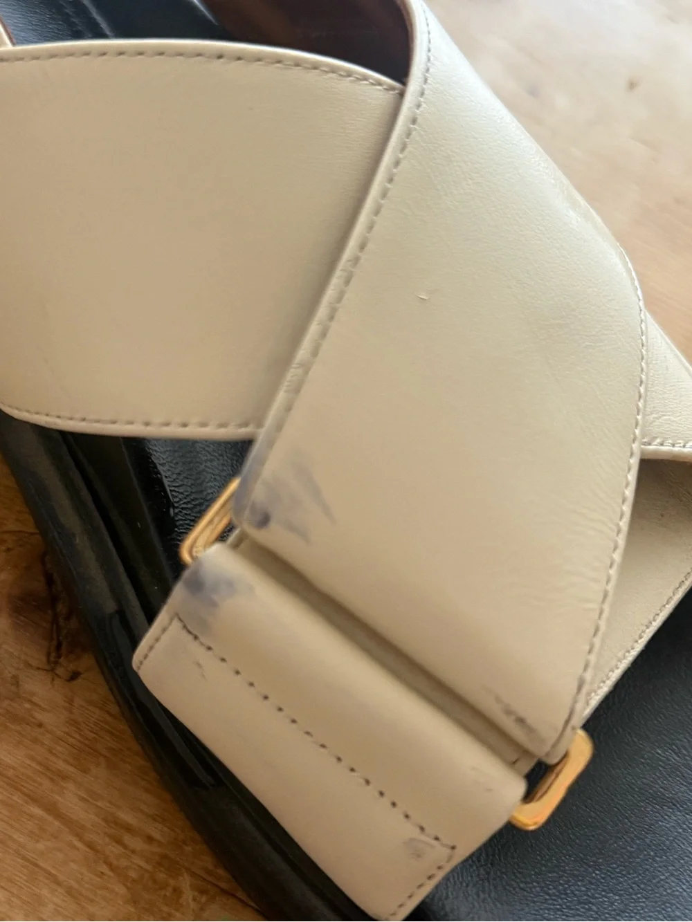 Marni White Leather Fussbett size 37